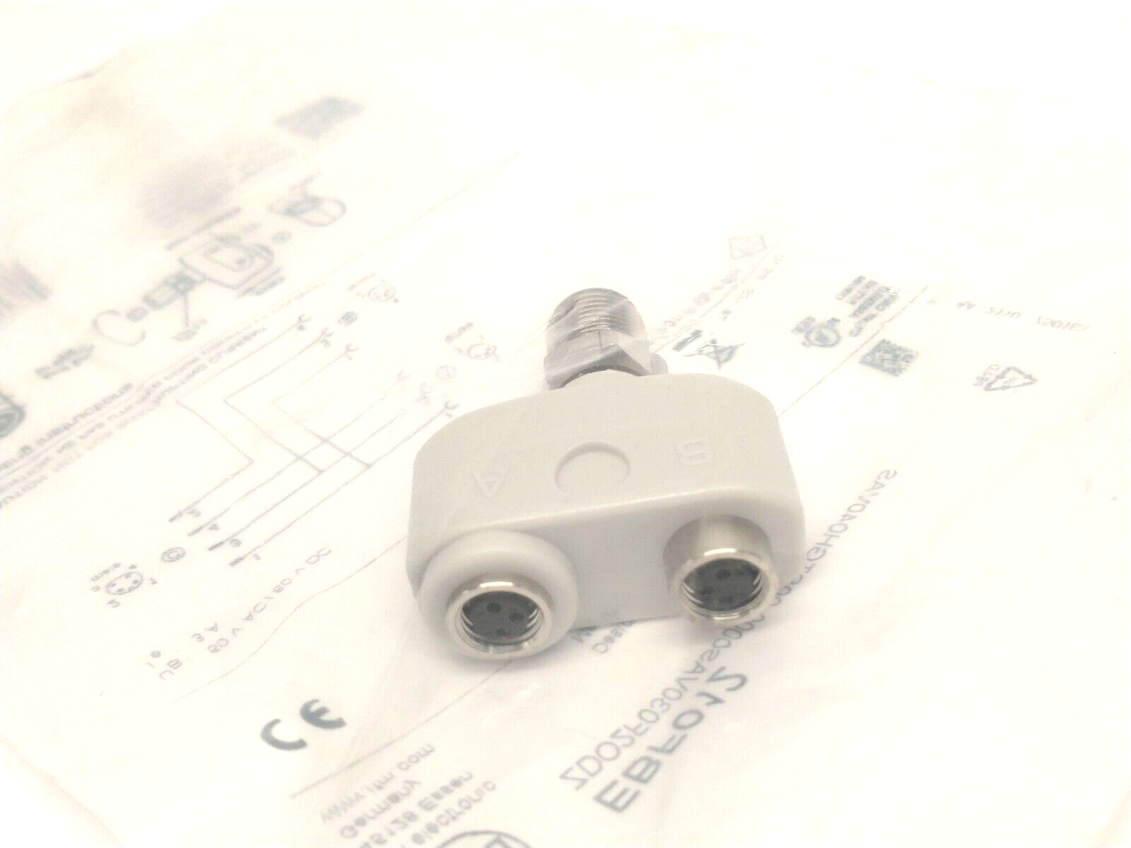 ZDO2F030VAS0000-00STGH040VAS, EBF012 | IFM EBF012 Y/T Splitter Connector M12 To M8 ZDO2F030VAS0000-00STGH040VAS - New - Maverick Industrial Sales