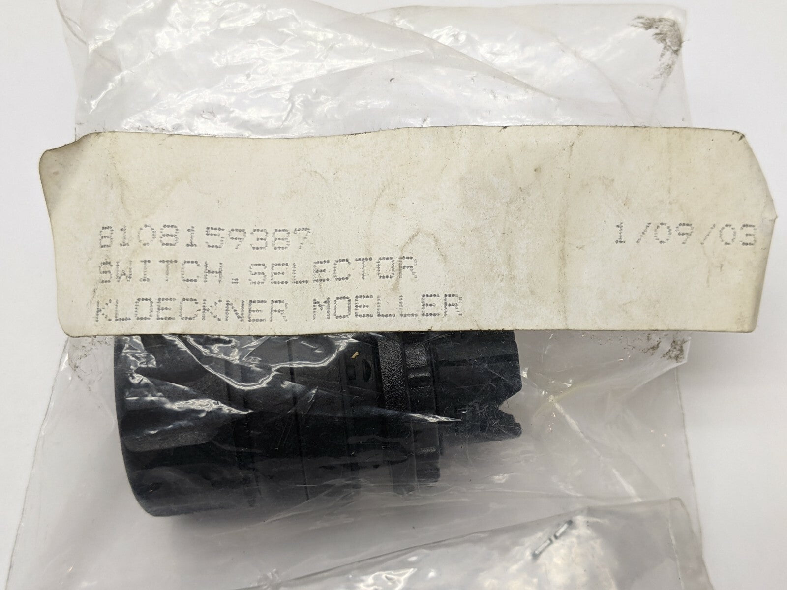 Klockner Moeller 8108159387 Selector Knob 2-Position - Maverick Industrial Sales