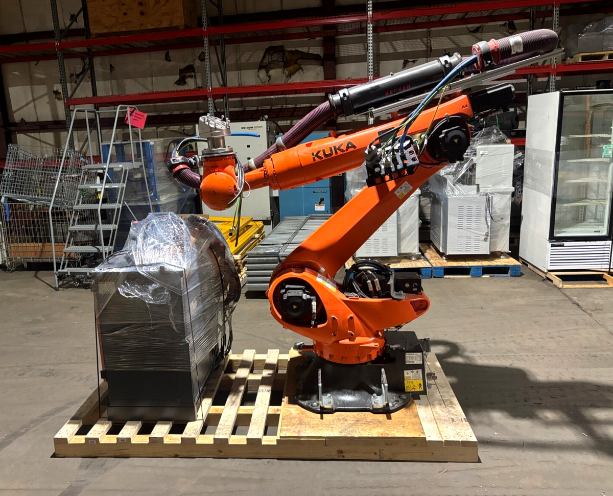 KUKA KR120 R2700-2 KR QUANTEC Industrial Robot Arm KRC4 Controller 120kg 2021 - Maverick Industrial Sales