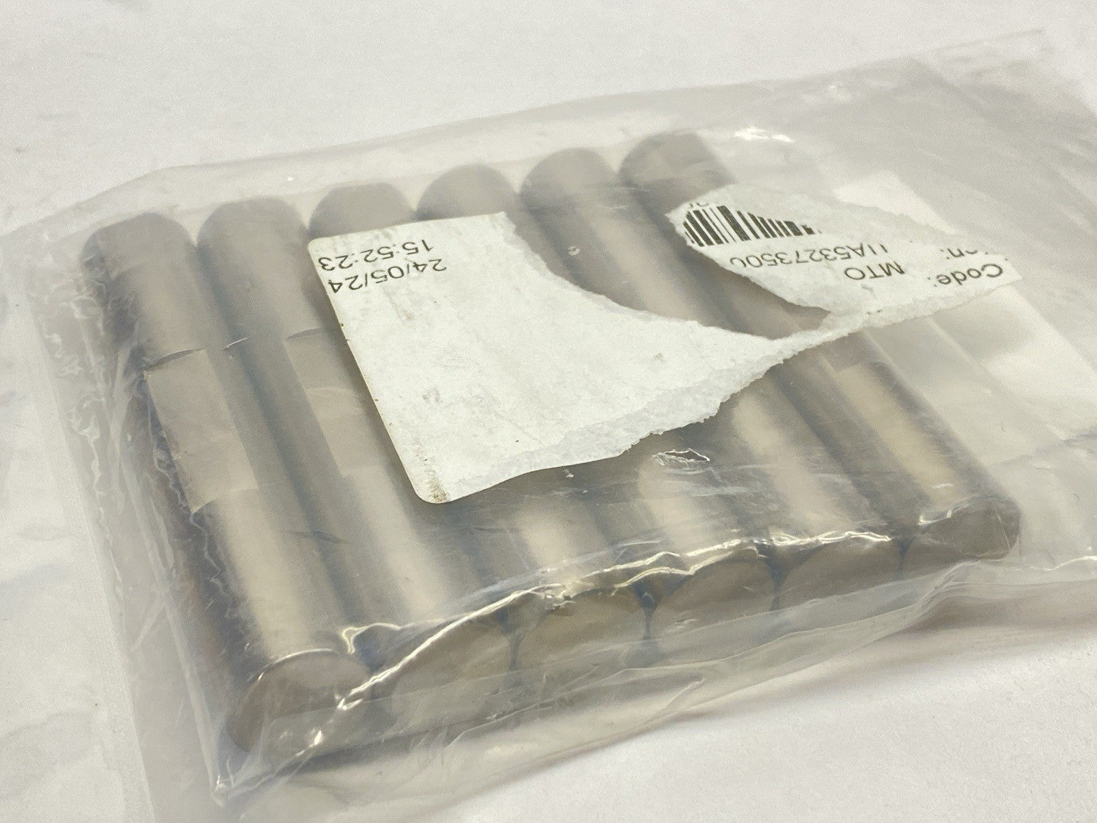 PSFRAA-D15-L82-WFC0-J12-W25-V26 | MiSUMi Rotary Shafts 15mm Dia 82mm L LOT OF 6 - New - Maverick Industrial Sales