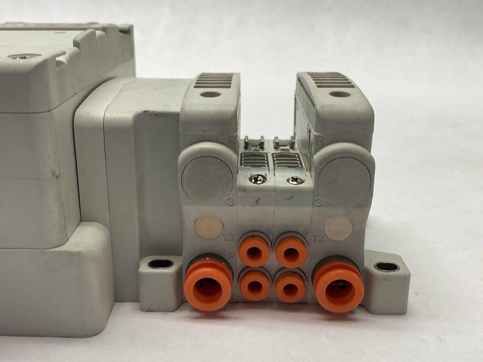 SMC VV5QC11-02N3TD0-S Terminal Base Mount Plug In Manifold - Maverick Industrial Sales