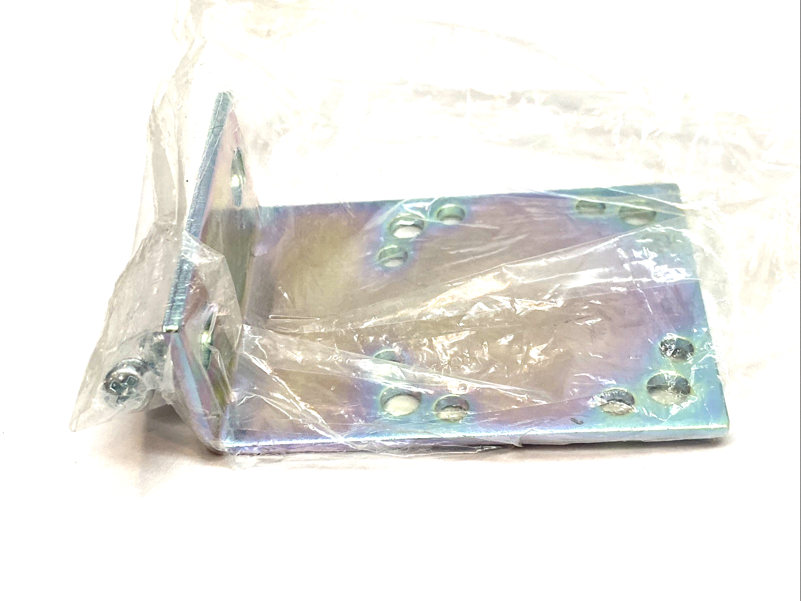 P398010-601 | SMC L-Bracket LOT OF 3 - New - Maverick Industrial Sales