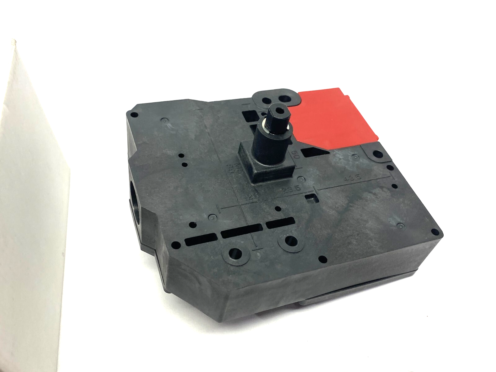 Omron D4JL-4NFA-C8-01-SJ Guard Lock Safety Door Switch - Maverick Industrial Sales