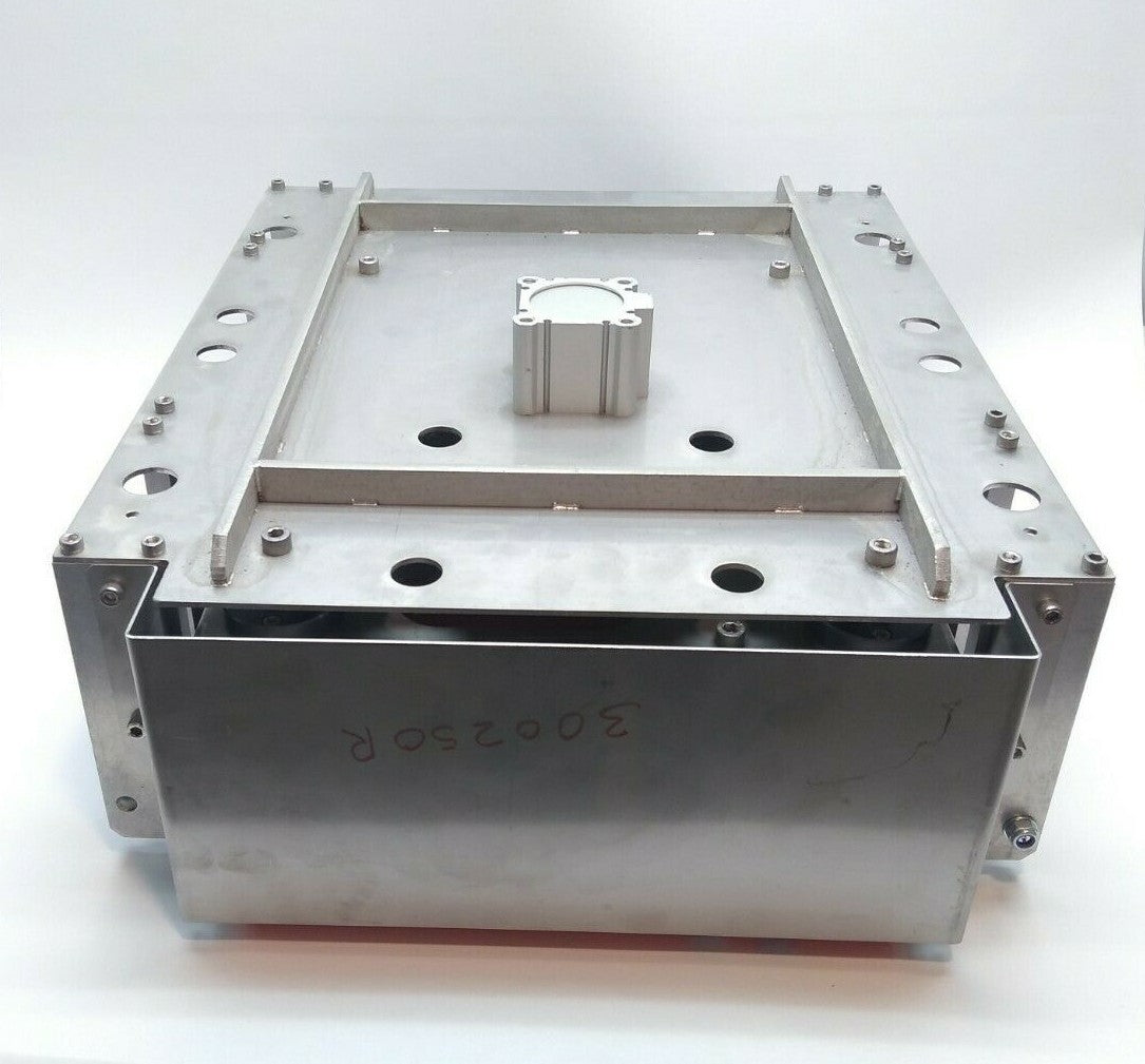 Interroll RollerDrive Lift Conveyor Module 9006 21-1/2” x 17-3/4”, 12" Rollers - Maverick Industrial Sales