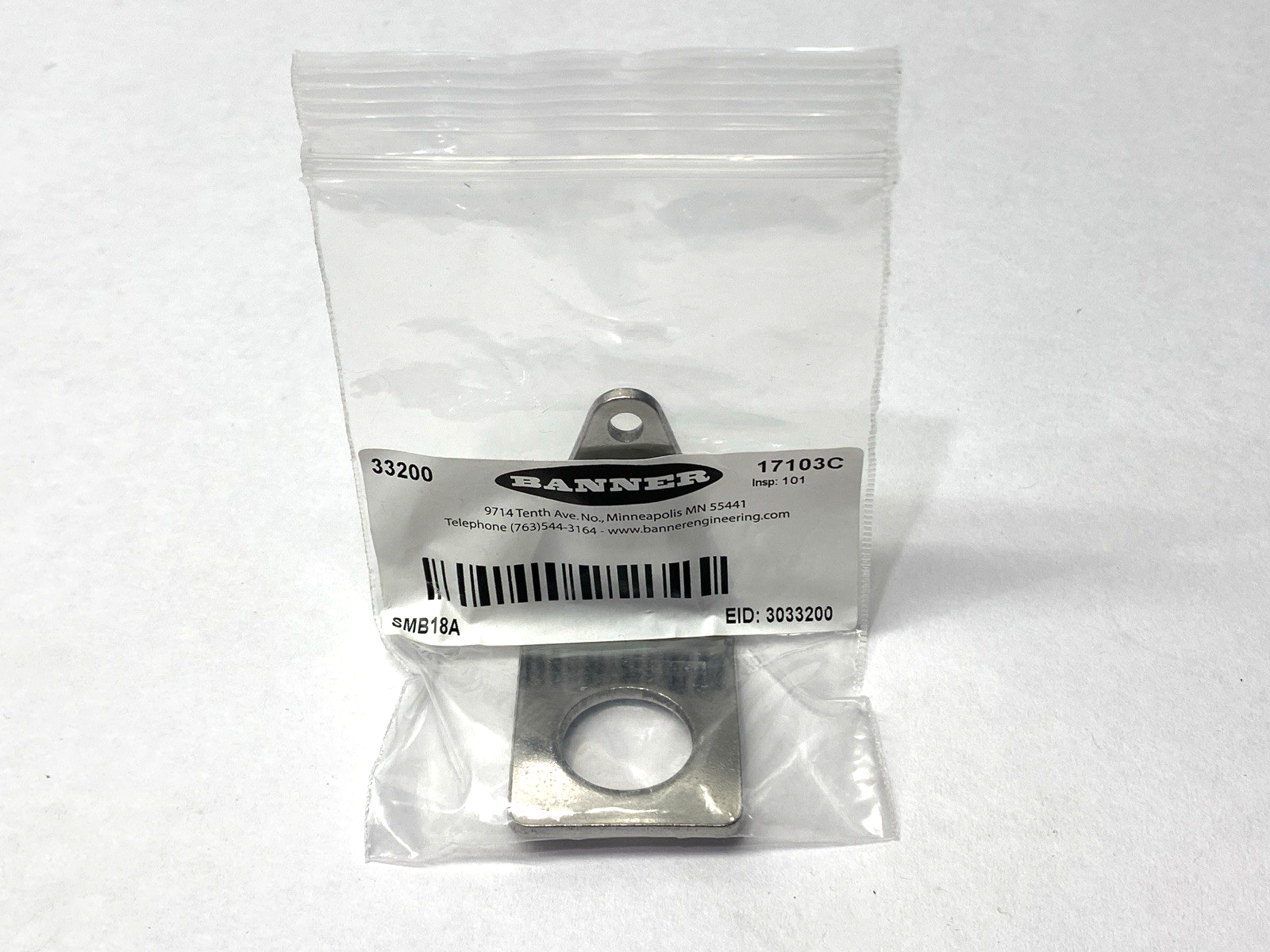 Banner SMB18A Right Angle Mount Bracket 18mm 33200 - Maverick Industrial Sales