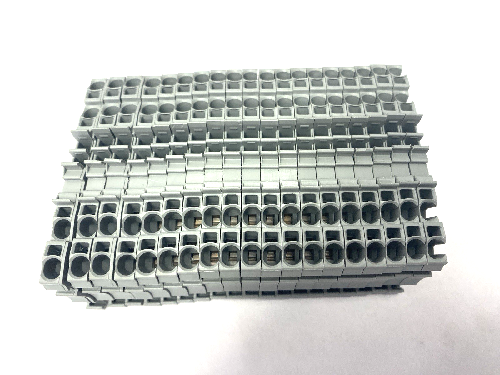 2002-1401 | Wago Topjobs Feed-Through Terminal Block LOT OF 19 - Used - Maverick Industrial Sales