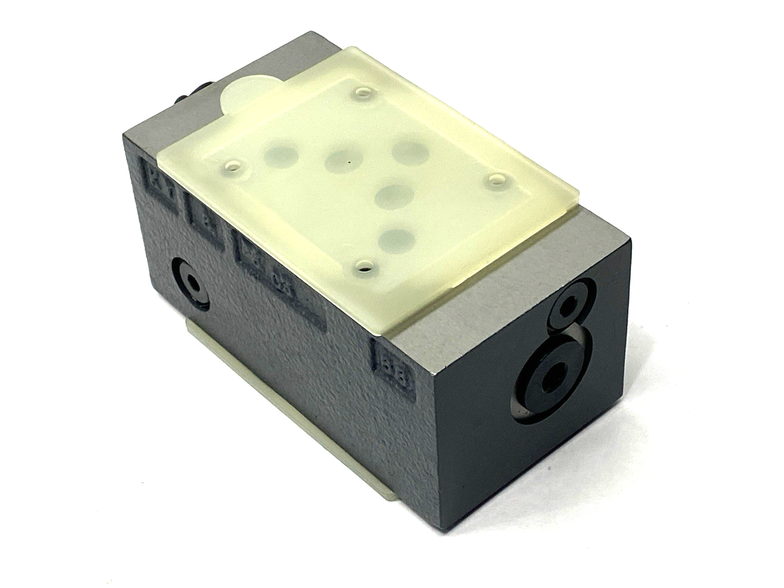 TGMX2-5-PP-FW-G-50 | Tokimec Stack Valve - New – Open box - Maverick Industrial Sales