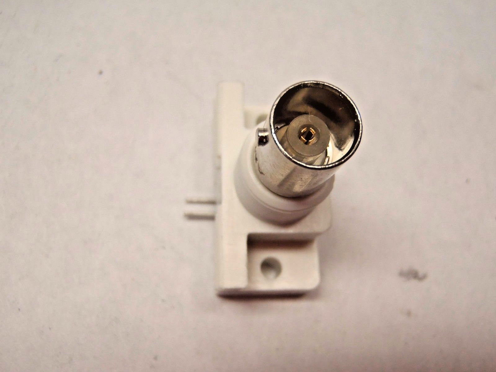 TE Connectivity 5226978-3 BNC Connector Jack Female Socket 50 Ohm LOT OF 8 - Maverick Industrial Sales