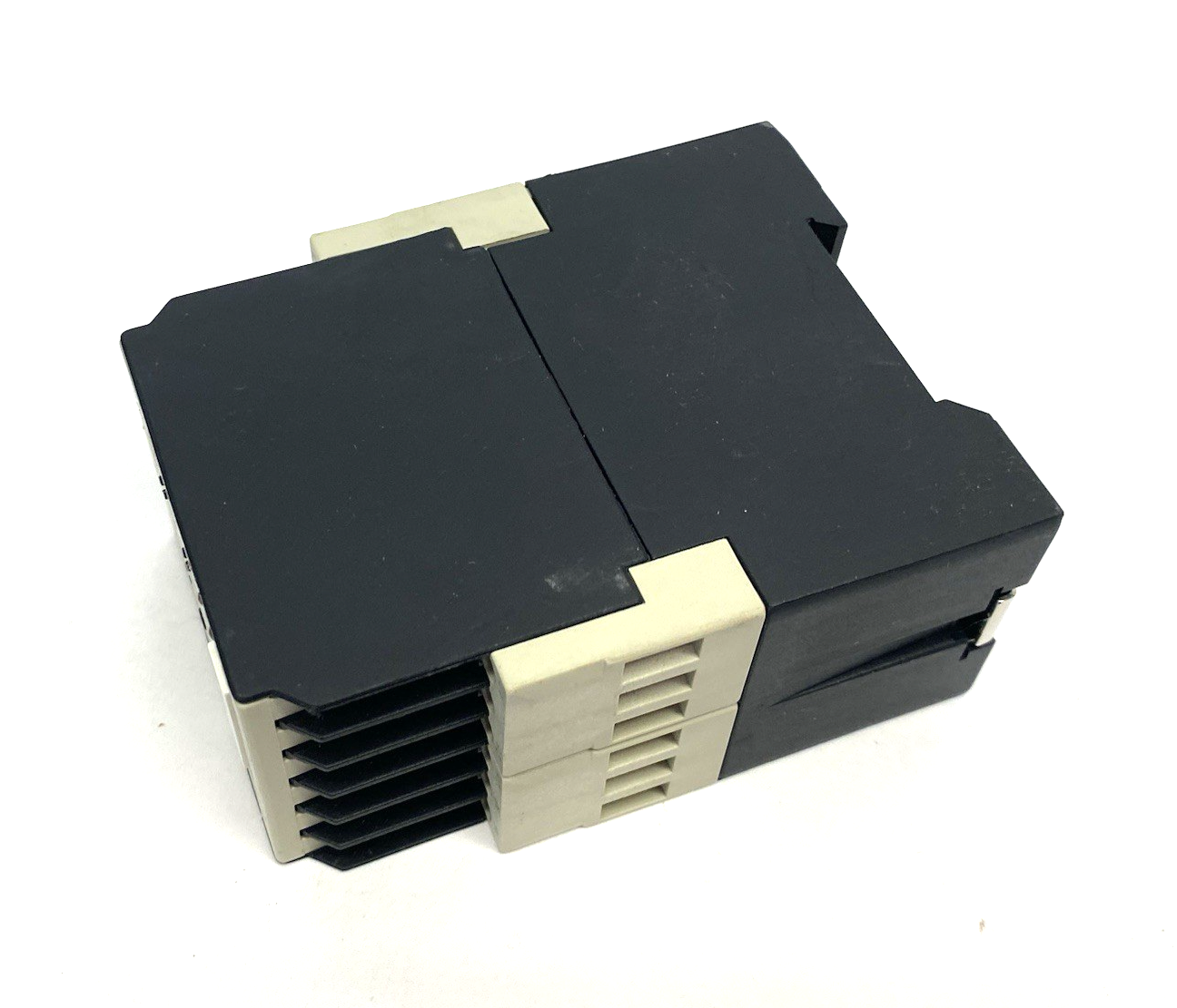 2.450.302.15 | Entrelec Schiele PVN mecotron® Phase Monitoring Relay 3-Phase seq. - Used - Maverick Industrial Sales