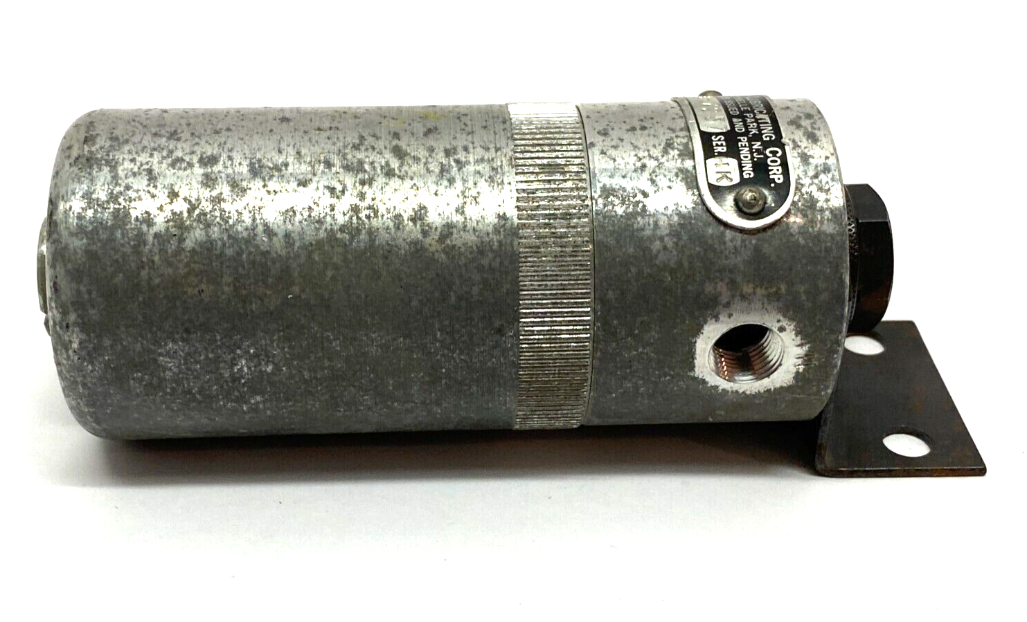 Bijur B-7257 Series 1A Lubricator - New – Open box - Maverick Industrial Sales