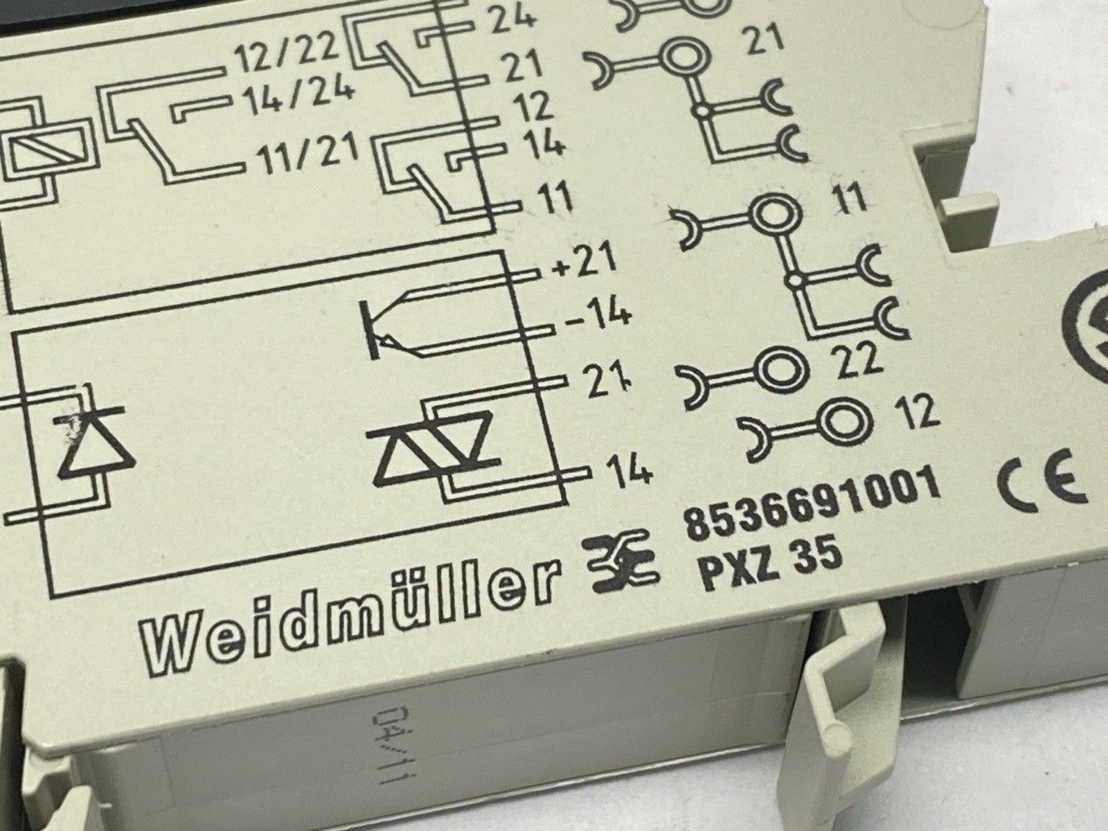 2618400000 | Weidmuller Relay Module 24VDC 8A RCL424024 w/ 8536691001
