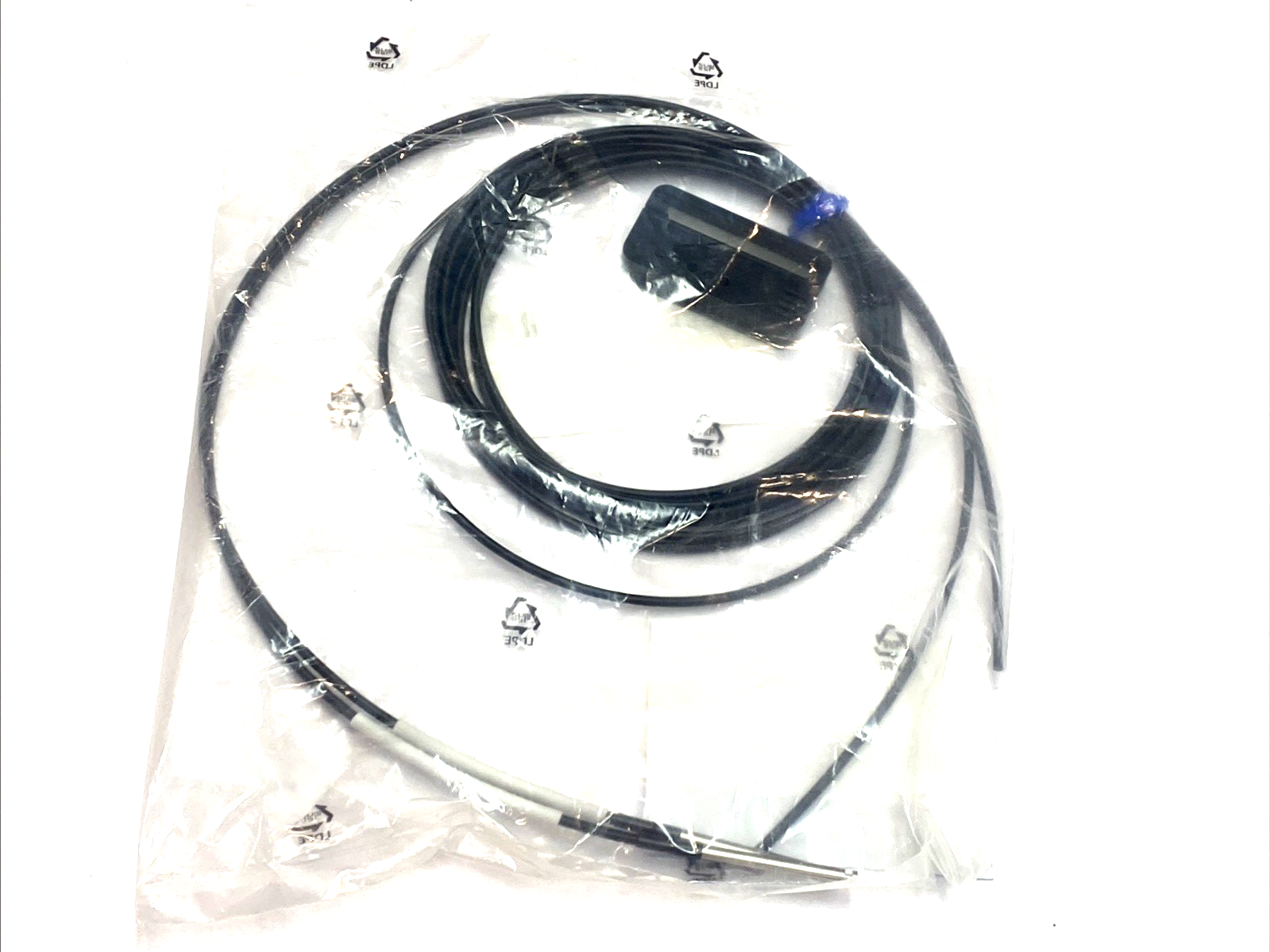 Omron E32-T14L Photoelectric Switch Fiber Sensor - Maverick Industrial Sales