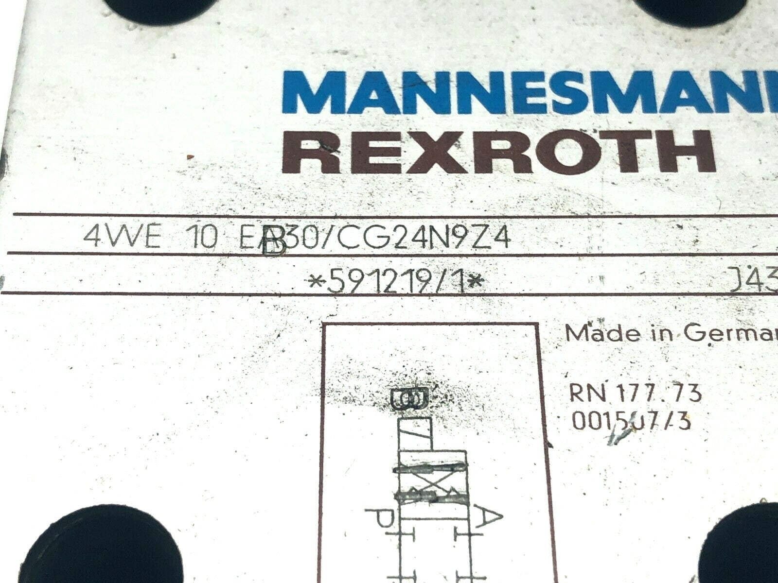 Mannesmann Rexroth 4WE 10 EB30/CG24N9Z4 Hydraulic Valve - Maverick Industrial Sales