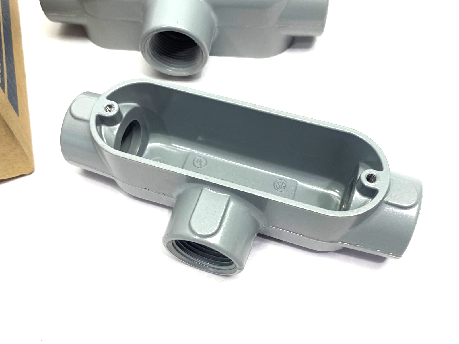 EGS Appleton T75-A Form 85 Aluminum Conduit Body 3/4" for Rigid and IMC BOX OF 3 - New – Open box - Maverick Industrial Sales