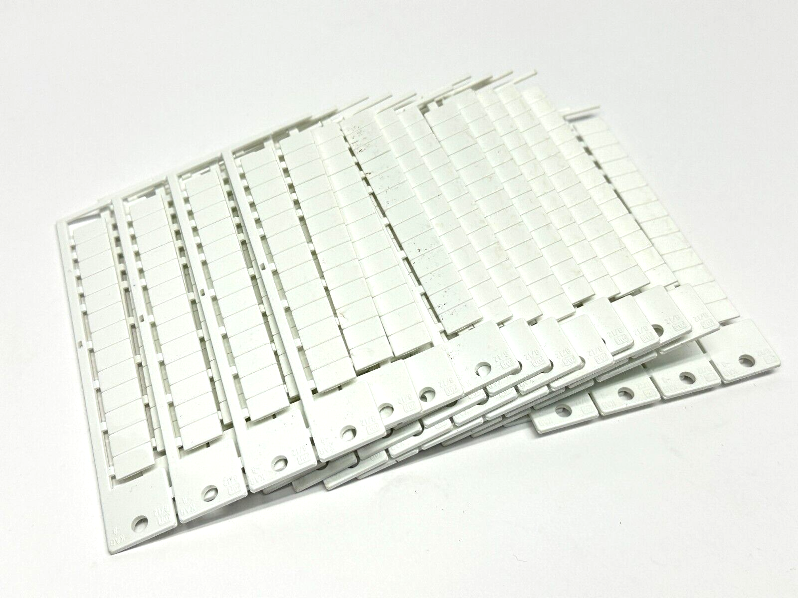 Murrplastik 86402018 Labeling Type KAB 8/12-8 WIN-Type 54 LOT OF 676 - Maverick Industrial Sales