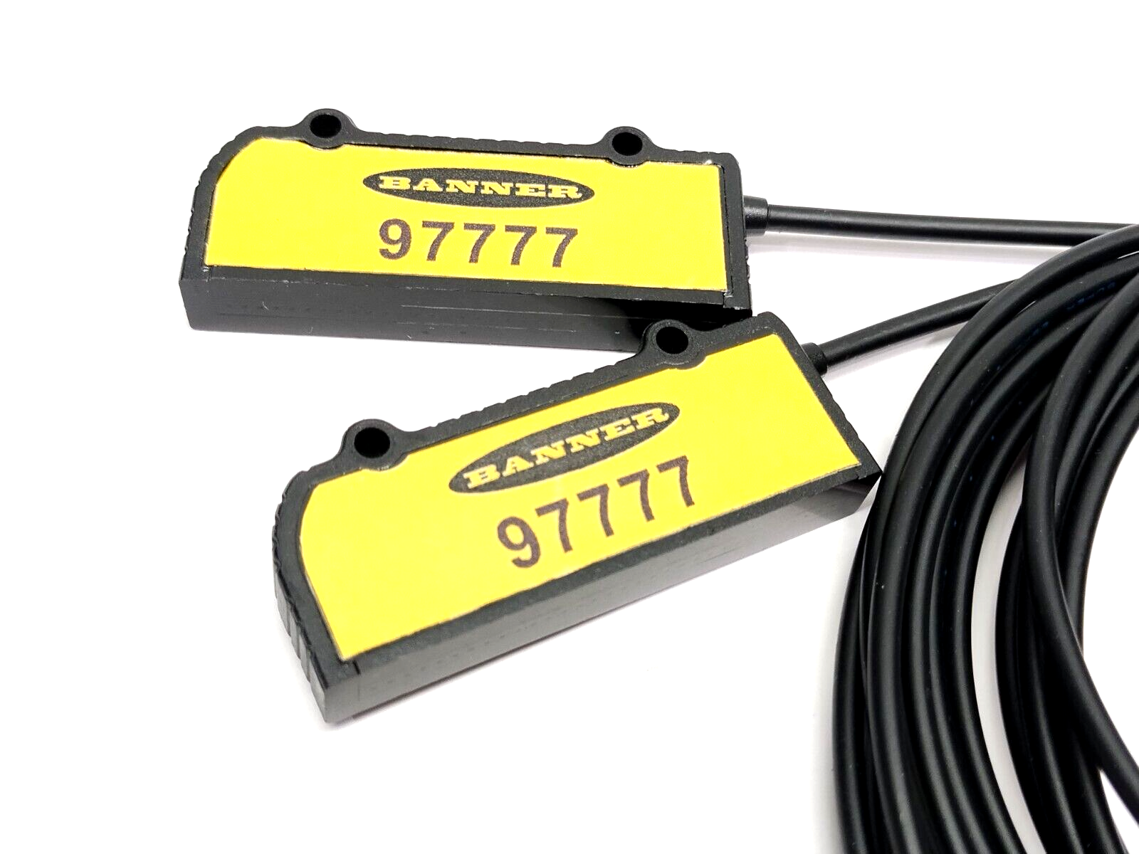 Banner PIRS1X326T5AL47 Fiber Optic Sensor Array, Opposed Mode, 32 x 0.25mm 97777 - Maverick Industrial Sales