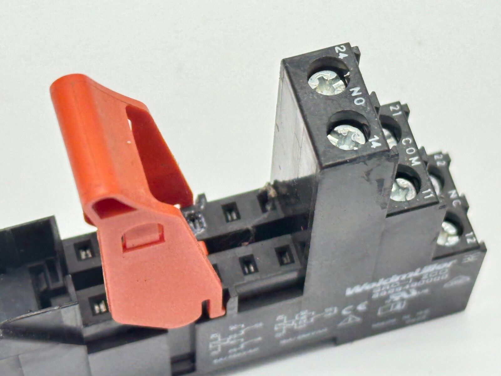 Weidmuller 8869490000 Relay Socket SRC-I 2CO 8A 250VAC LOT OF 2 - Maverick Industrial Sales