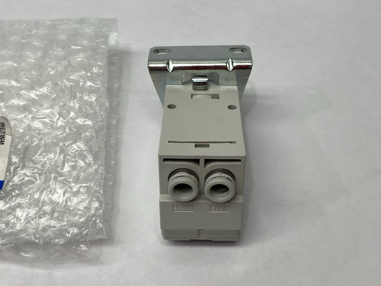 ARM10-08BG-Z | SMC Compact Manifold Regulator - New Other - Maverick Industrial Sales