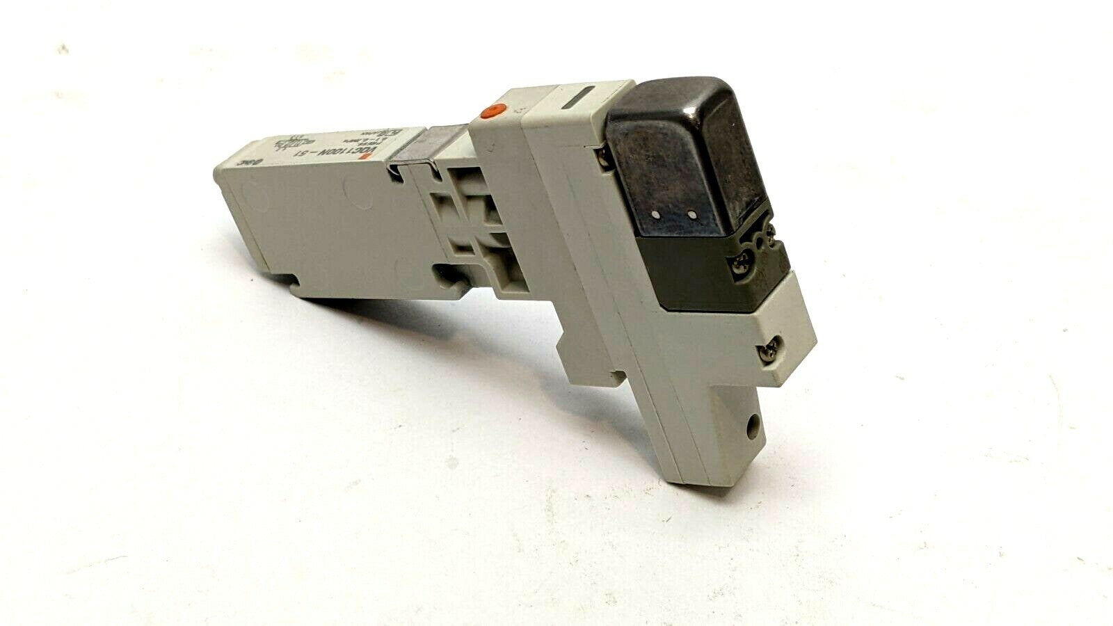 VQC1100N-51 | SMC Single Solenoid Valve - Used - Maverick Industrial Sales