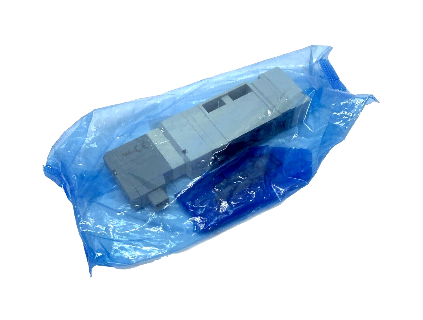 SMC SV3200R-5FUD Solenoid Valve - Maverick Industrial Sales
