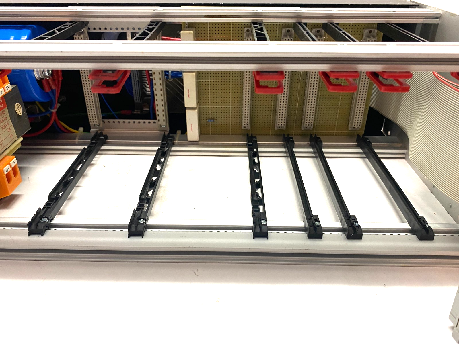 Hartmann + Lämmle 781 34501-1675 Electronic PCB Card Chassis - Maverick Industrial Sales