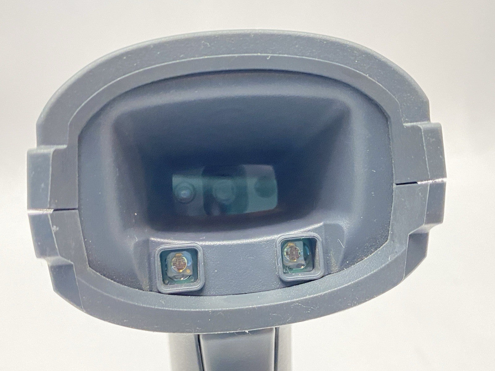 | Honeywell 1911IER-3-N 1911i Handheld Wireless Barcode Scanner w/ CCB02-100BT - Used - Maverick Industrial Sales