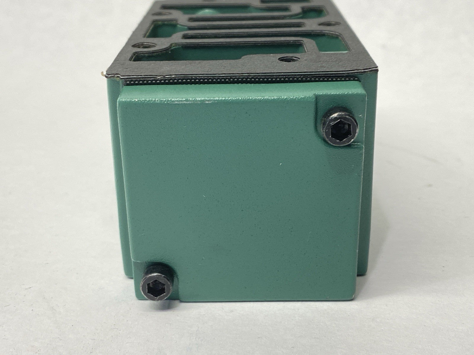 554PP400O000000 | Numatics Pneumatic Pilot Valve - For parts or not working - Maverick Industrial Sales