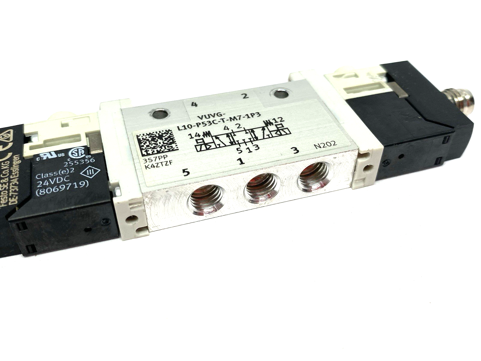 VUVG-L10-P53C-T-M7-1P3 | Festo Air Pilot Control Solenoid Valve 5/3 Closed, 566476 - Used - Maverick Industrial Sales