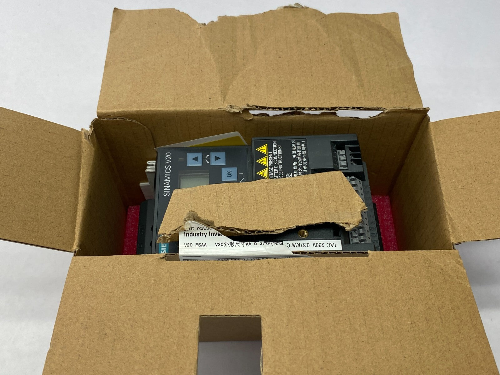 Siemens 6SL3210-5BB13-7BV1 SINAMICS V20 Converter Drive - Maverick Industrial Sales