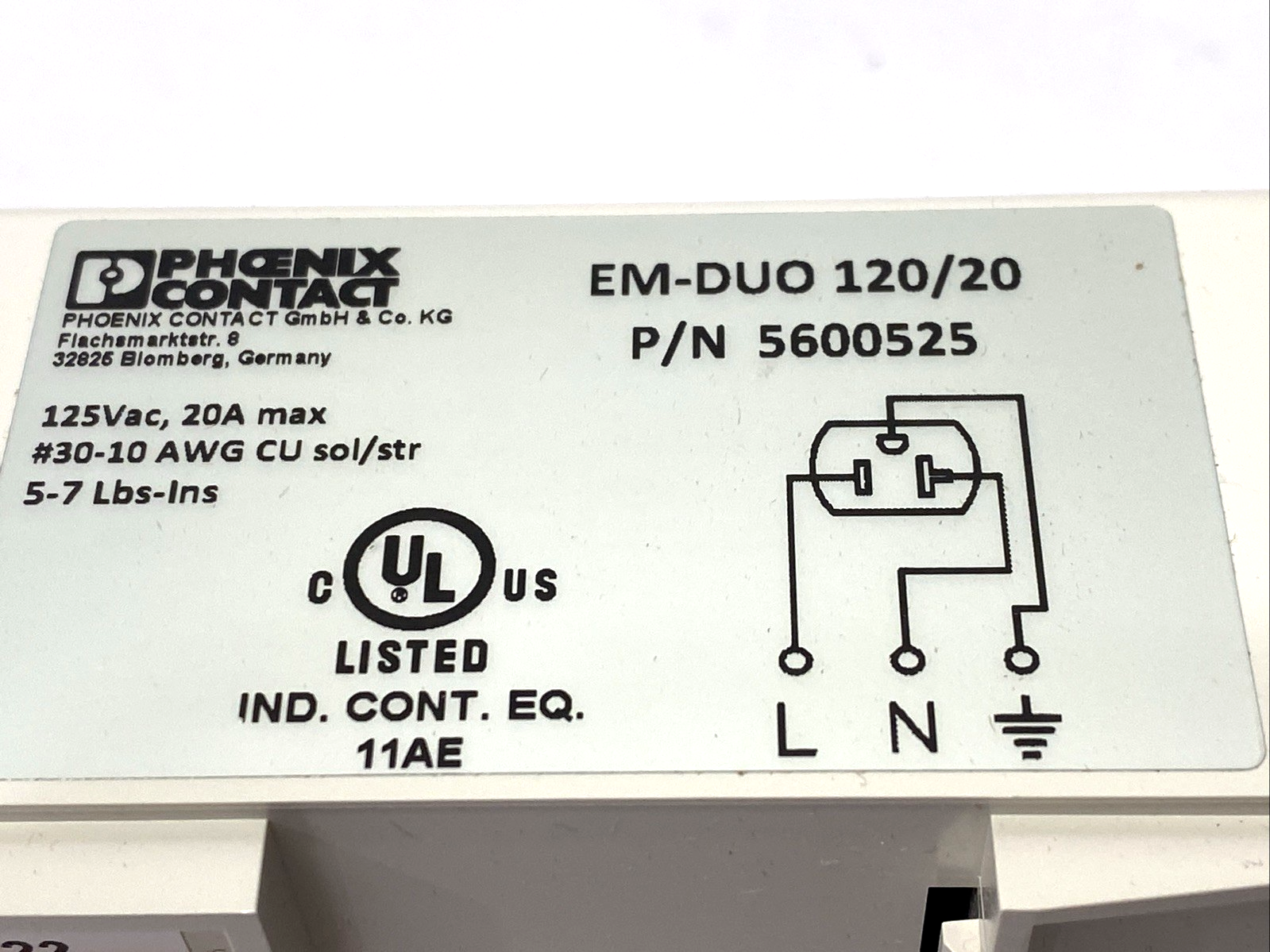 Phoenix Contact EM-DUO 120/20 Female Strip, DIN Rail Outlet 120VAC 20A 5600525 - Maverick Industrial Sales