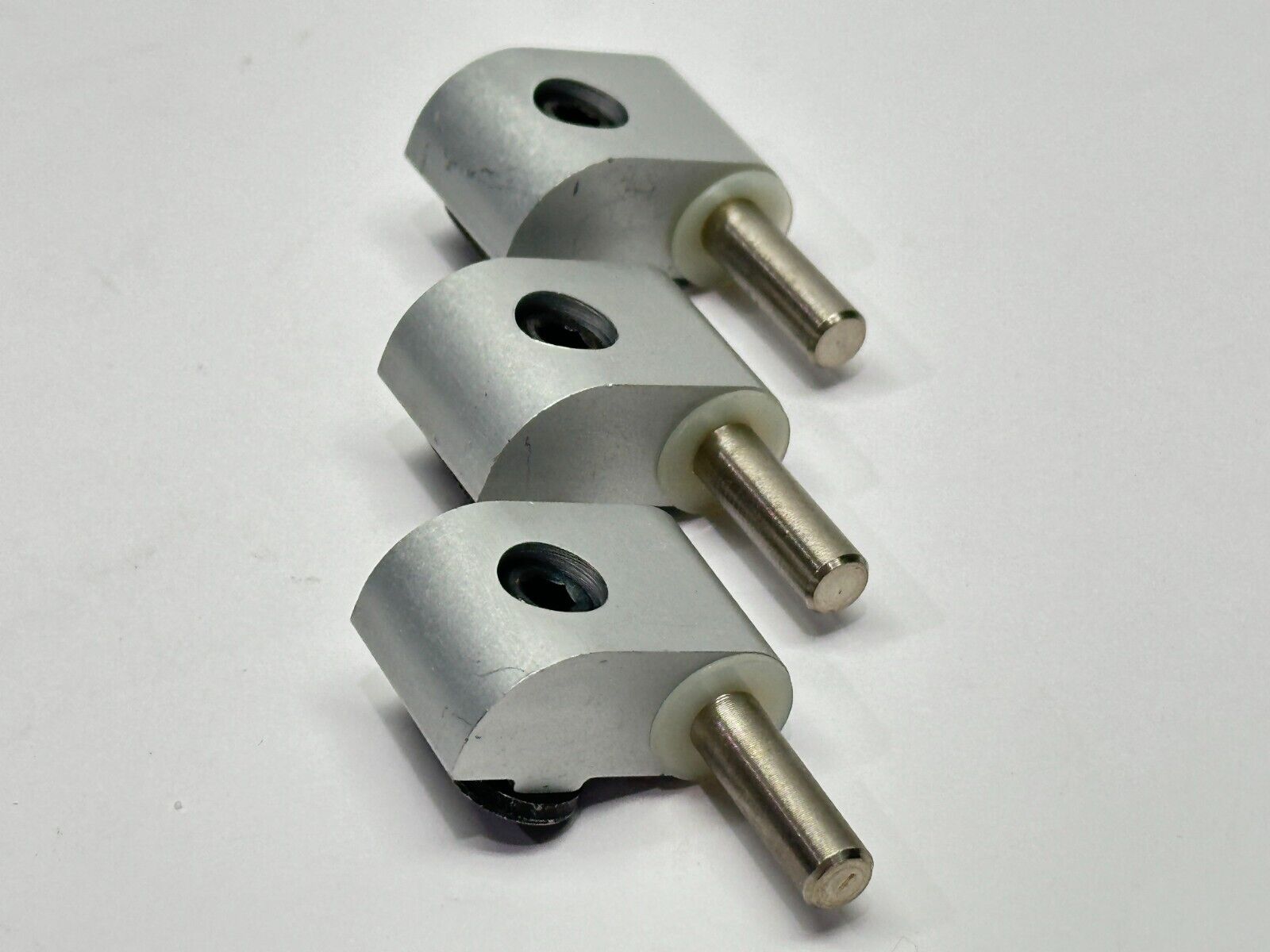 80/20 2073 10 Series Standard Lift-Off Hinge Right Hand w/ Single Long Pin QTY 3 - Maverick Industrial Sales