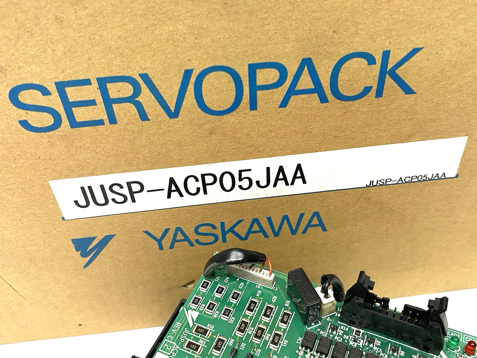 JUSP-ACP05JAA | Yaskawa Robotic Servopack XRC Converter - New – Open box - Maverick Industrial Sales
