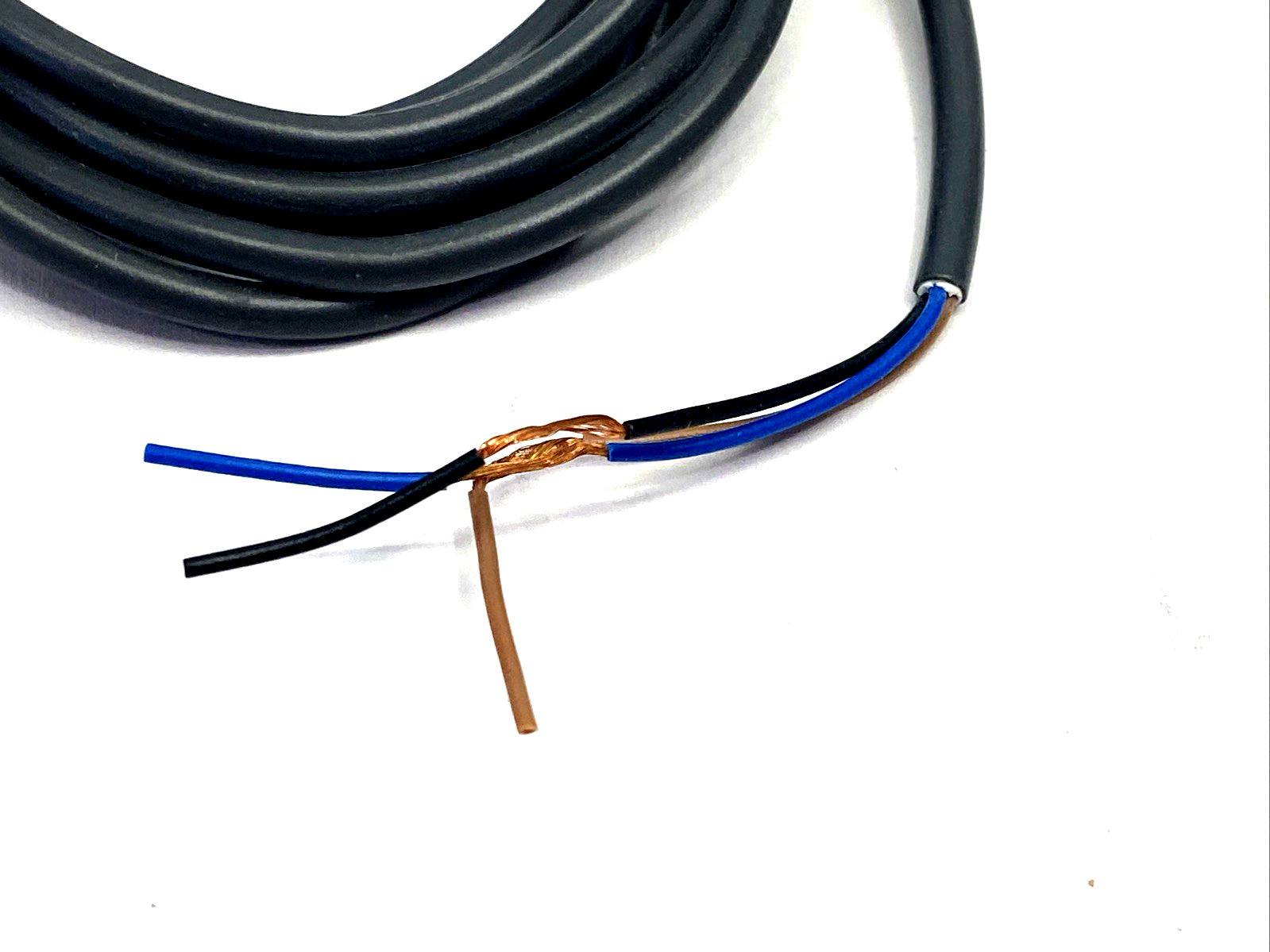 E2B-M30LN30-WZ-C1 | Omron Cylindrical Proximity Sensor 10-30VDC w/ Mounting Nut - New – Open box - Maverick Industrial Sales