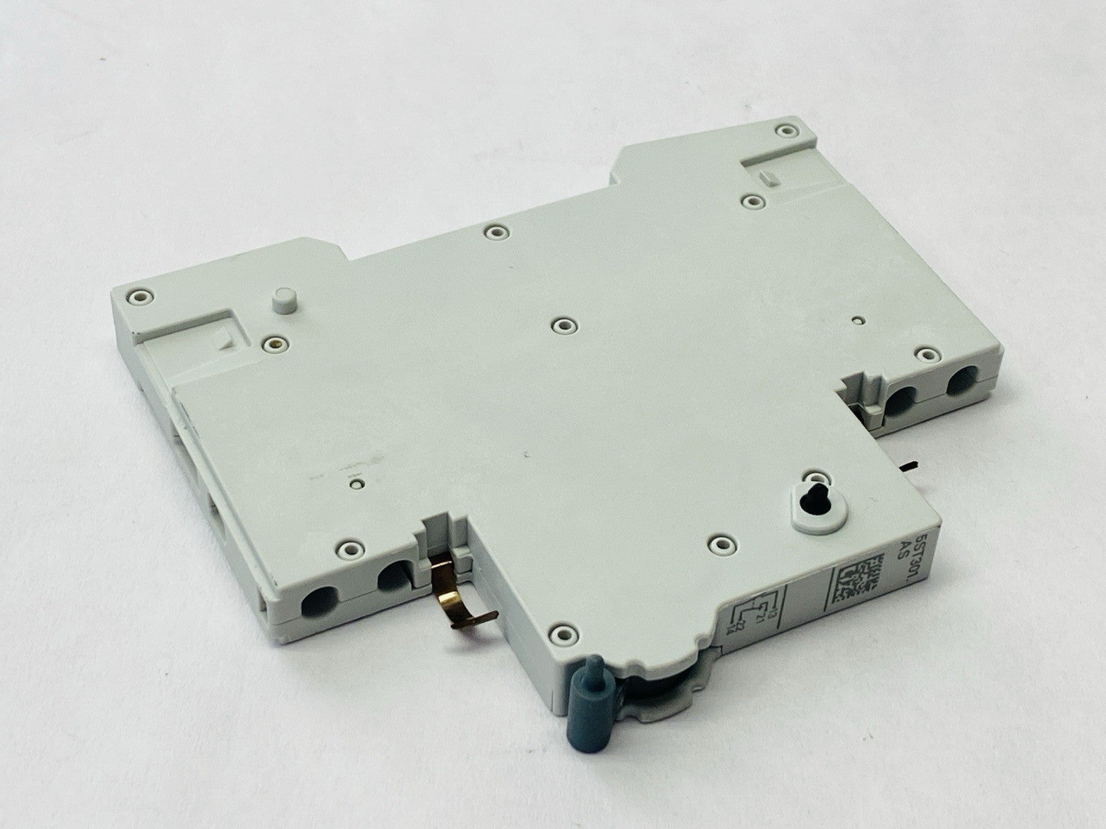 Siemens 5ST3010 Auxiliary Circuit Switch 1 NO Contact + 1 NC Contact - Maverick Industrial Sales