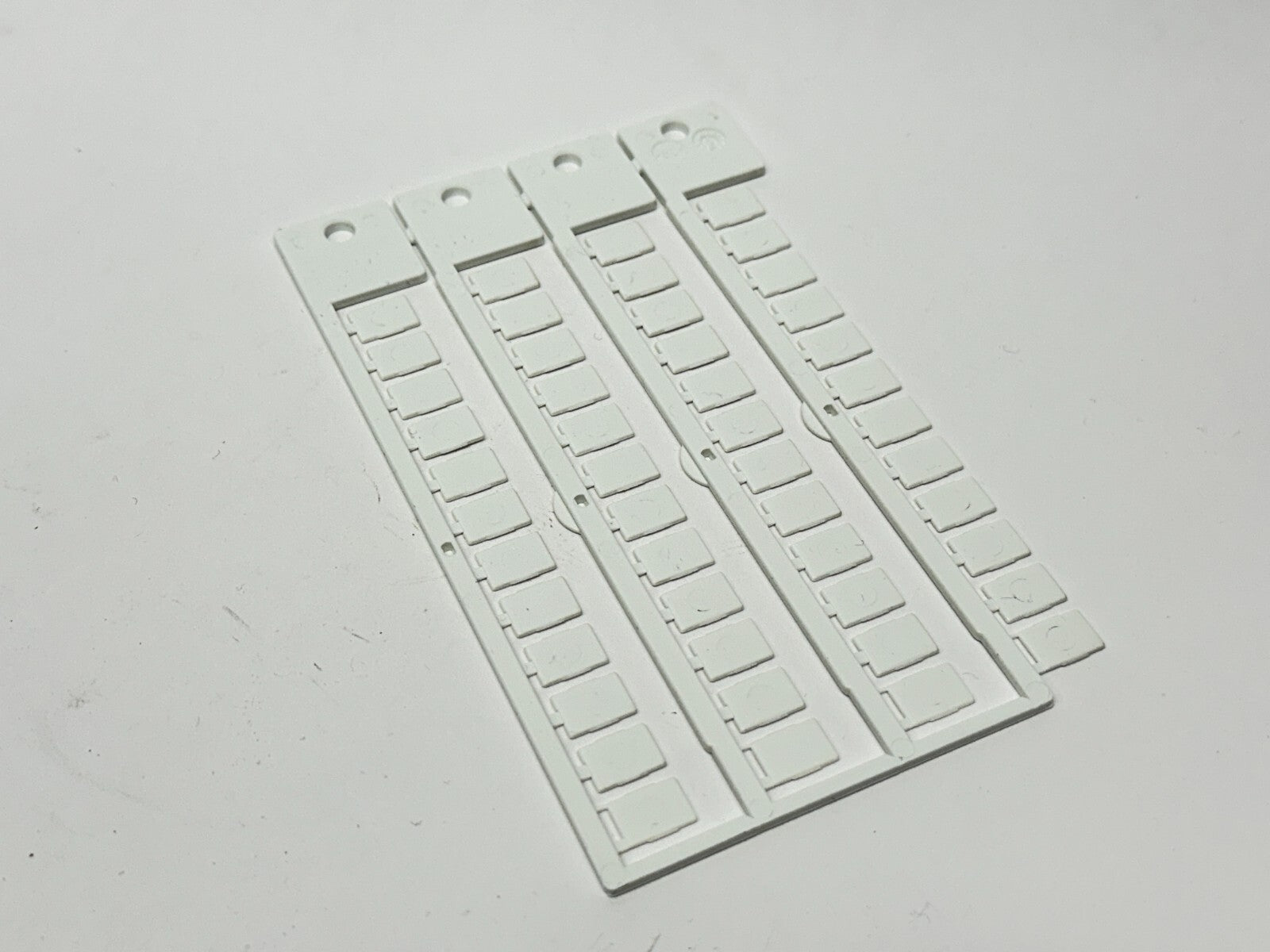 Murrplastik 86401652 Labeling Type SKS/PC 10x7 WIN-Type 96 LOT OF 336 - Maverick Industrial Sales