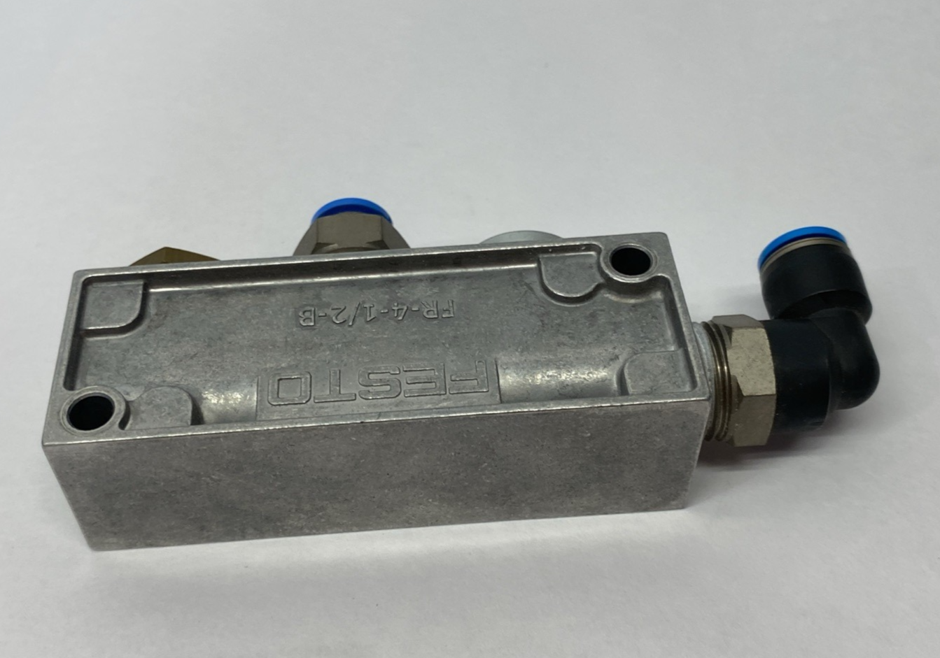 Festo FR-4-1/2-B Distributor block 6704 - Maverick Industrial Sales