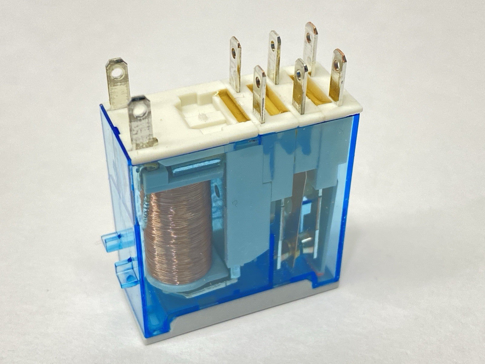 700-HK32Z24 | Allen Bradley Ser B GP Slim Line Relay 8A 24VDC 158737 - New - Maverick Industrial Sales