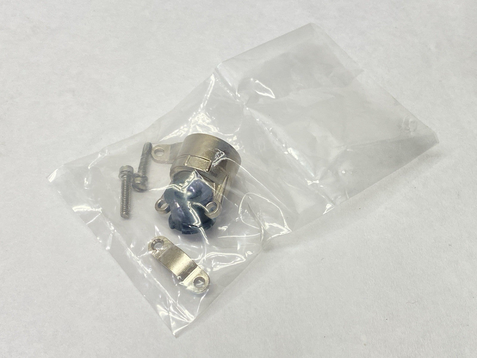 UT014AC | Eaton Souriau-Sunbank Silver Connector Backshell Cable Clamp - New - Maverick Industrial Sales