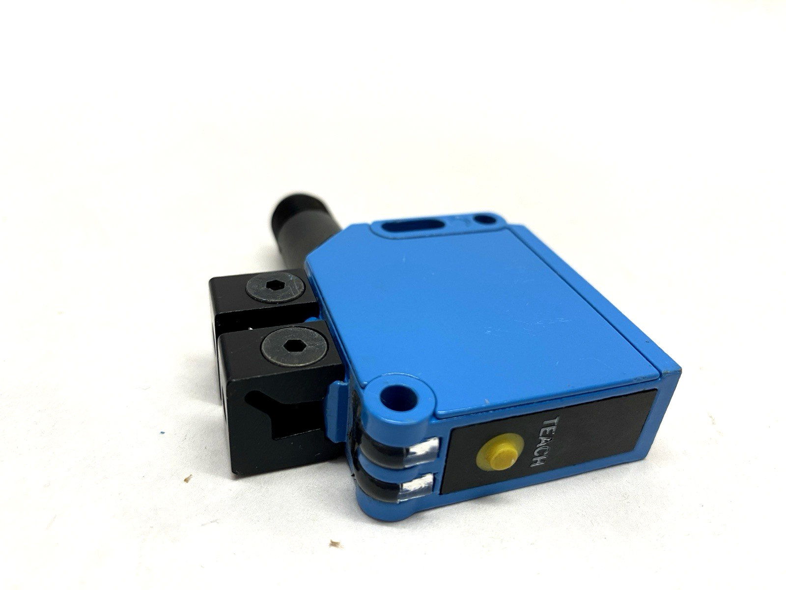 Sick WL12G-3P2472S03 Photoelectric Sensor 10-30VDC - Maverick Industrial Sales