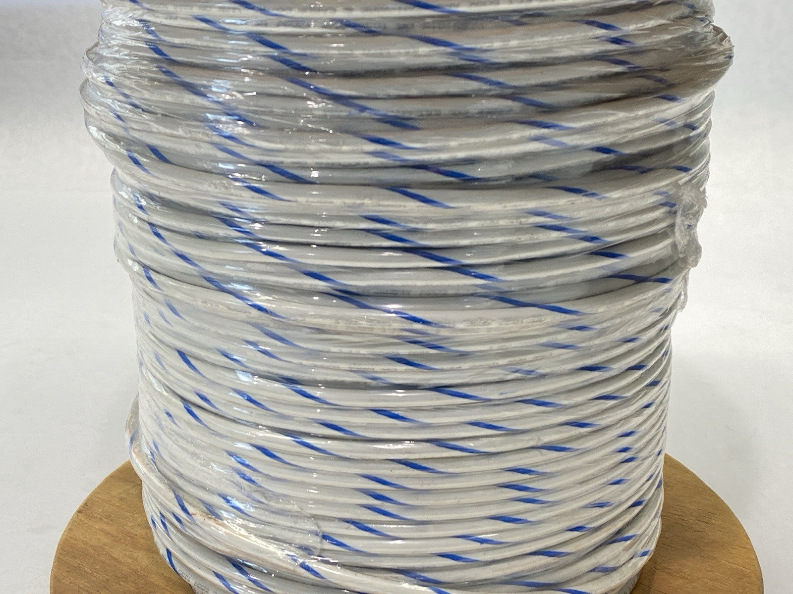 1230/1015 | American Wire MTW And UL Lead Wire White/Blue 600/1000V 500ft Spool - New - Maverick Industrial Sales