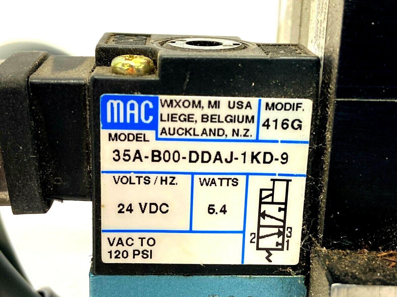 Mac Valves 35A-B00-DAAJ-1KD-9 Solenoid Valve with Two PR92C-M0AB Regulator - Maverick Industrial Sales