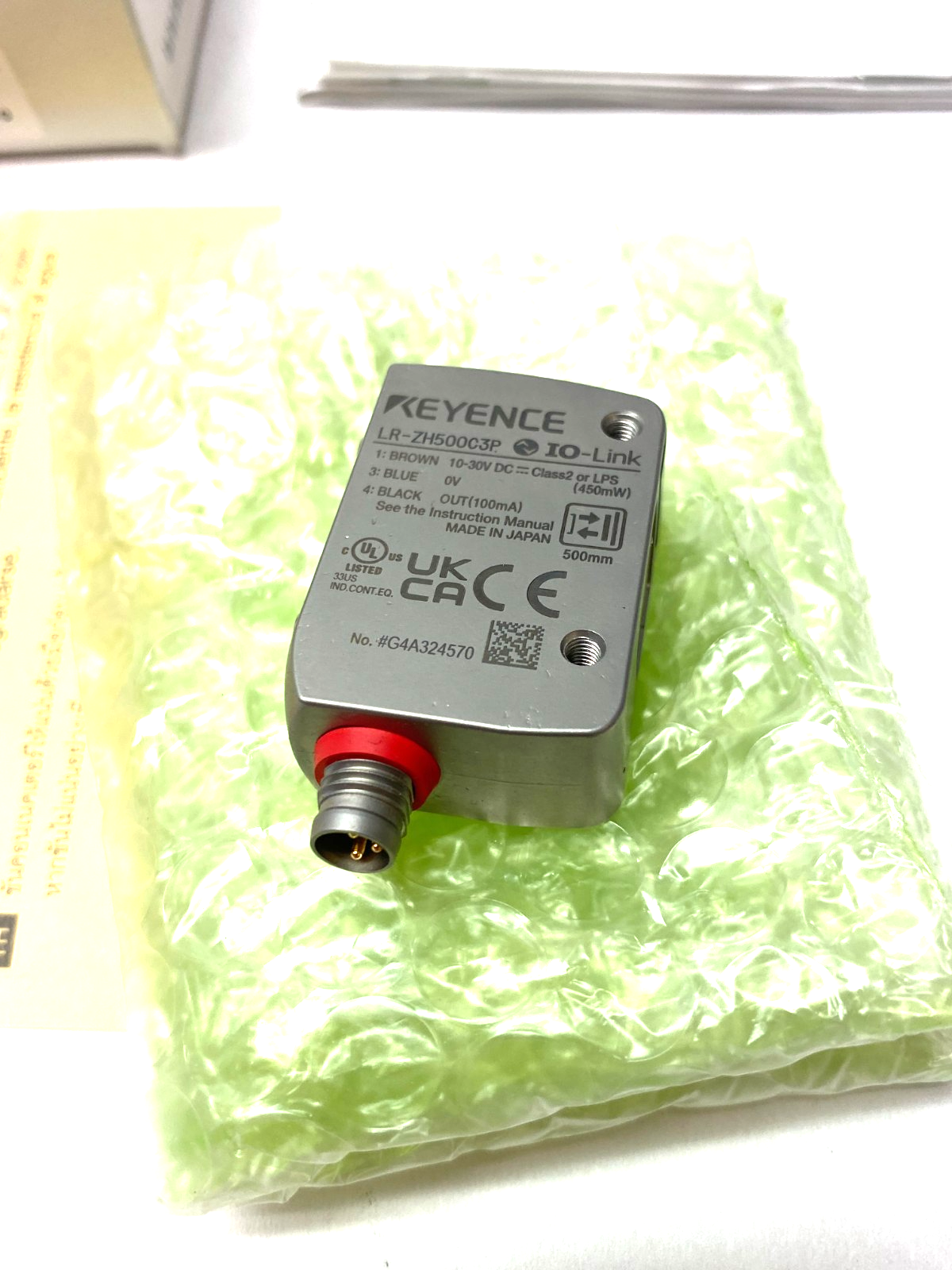 Keyence LR-ZH500C3P Self-Contained CMOS Laser Sensor M8 Connector Type 500mm - Maverick Industrial Sales