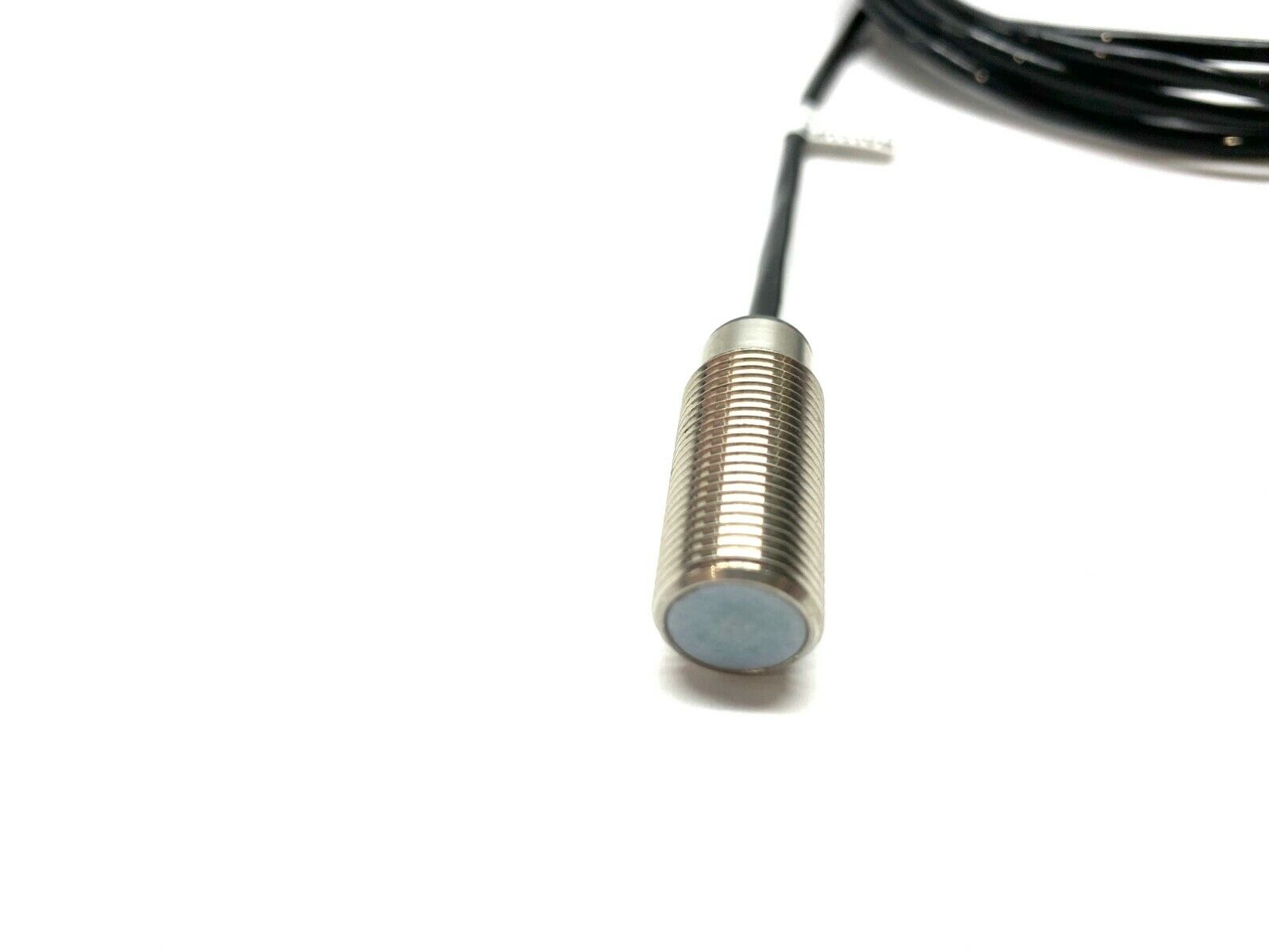 Balluff BCS M12T4D-XXS40C-EP02-GZ01-002 Capacitive Sensor Head BCS0018 - Maverick Industrial Sales