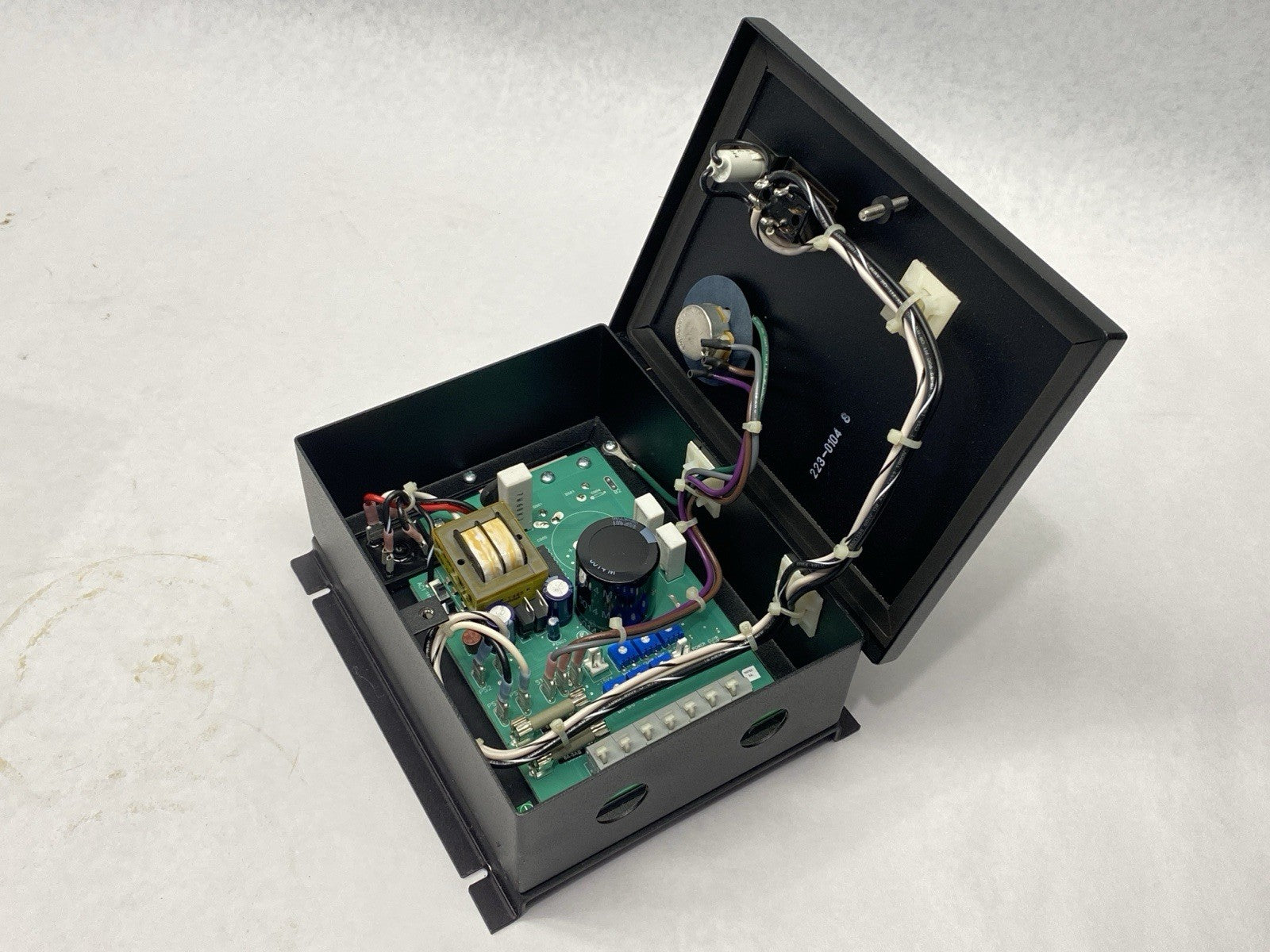 C4XL3025-0586 | Minarik Drives DC Motor Speed Controller 115/230V - For parts or not working - Maverick Industrial Sales