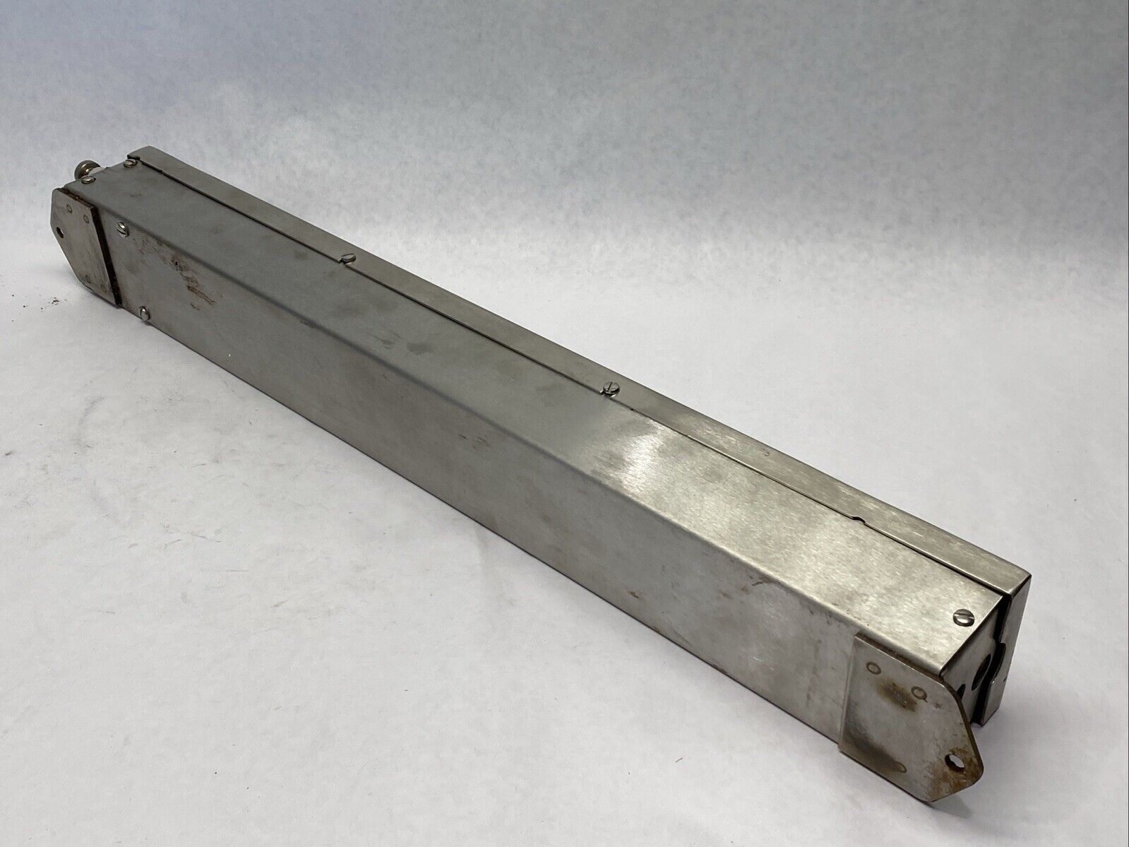 King-Gage 5992S-20R Model 5992S Hand Pump Bubbler Gauge SS 20" Scale Red Liquid - For parts or not working - Maverick Industrial Sales