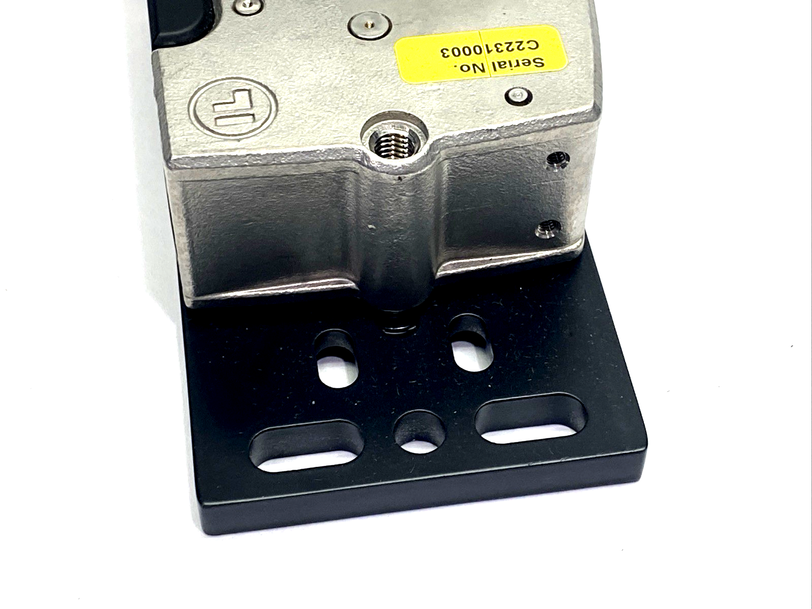 Fortress Interlocks EI2A6EKR6LR811L5U00GNMPB1 Safety Interlock Door System - Maverick Industrial Sales
