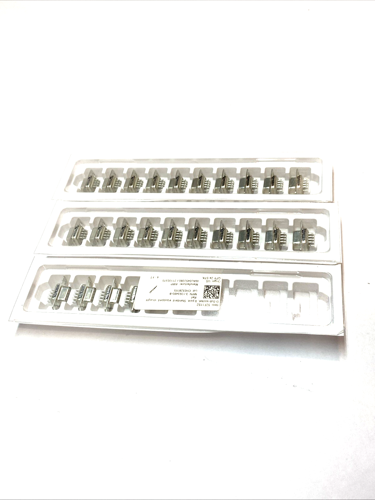 3‑1393483‑8 | AMP D‑Sub Receptacle 9‑Pole LOT OF 24 - New - Maverick Industrial Sales