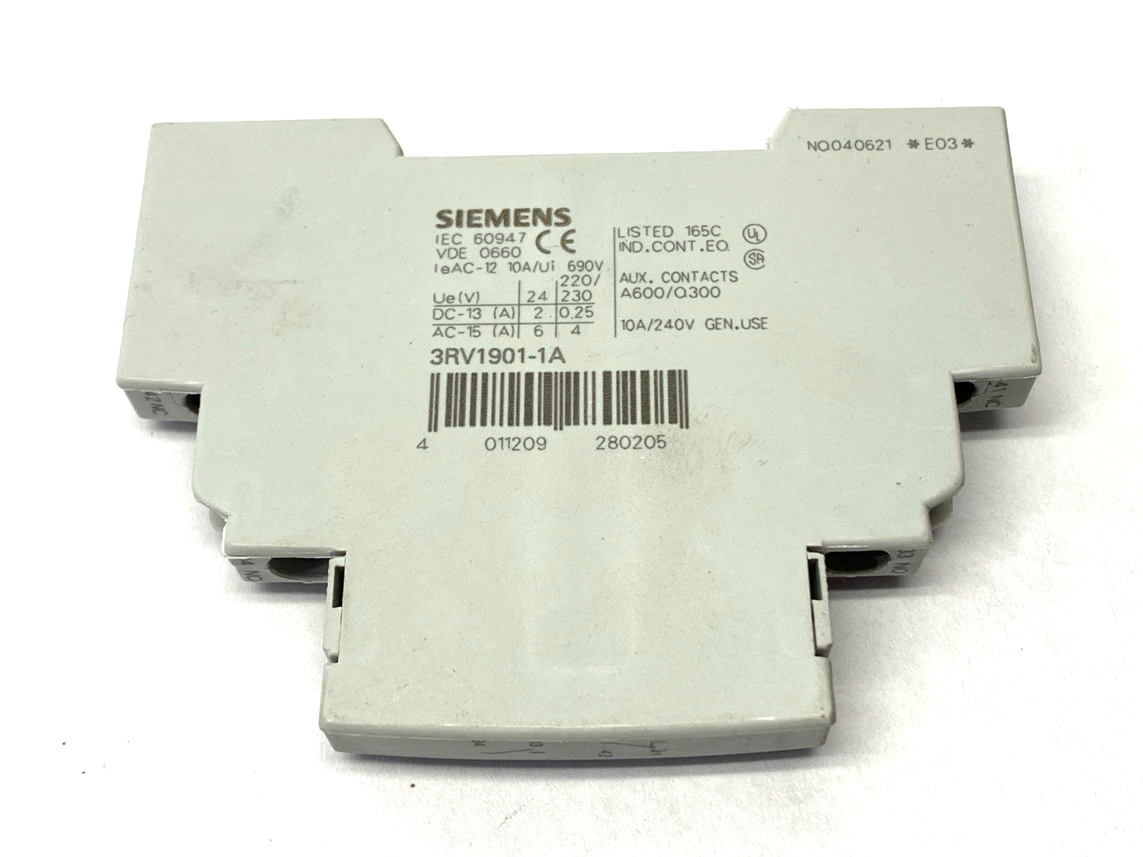 Siemens 3RV1901-1A Auxiliary Switch LOT OF 2 - Maverick Industrial Sales