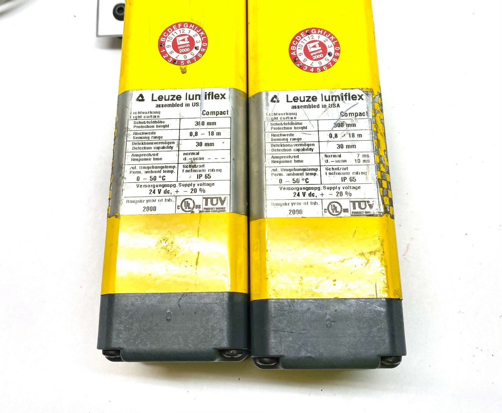 Lumiflex CR30-300 Receiver and CT30-300 Transmitter - Maverick Industrial Sales