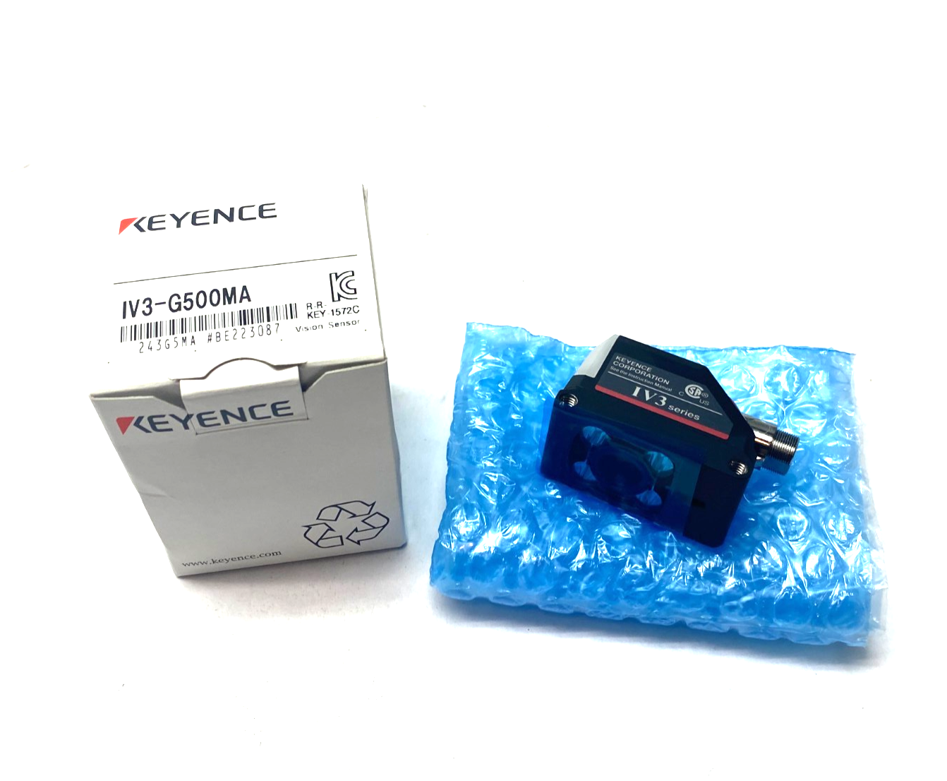Keyence IV3-G500MA Compact Sensor Head Standard Model Monochrome AF Type - Maverick Industrial Sales